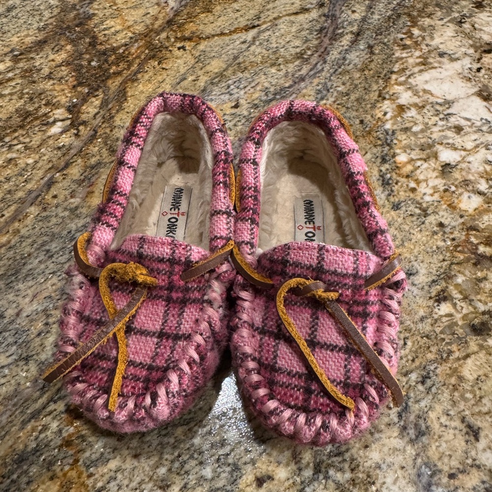 Minnetonka Pink Plaid Kids' Moccasin Slippers w